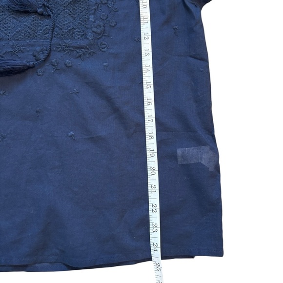 Lucky Brand Embroidered Short Flutter Sleeve Notch Neck Woman’s Size Medium - Picture 5 of 10